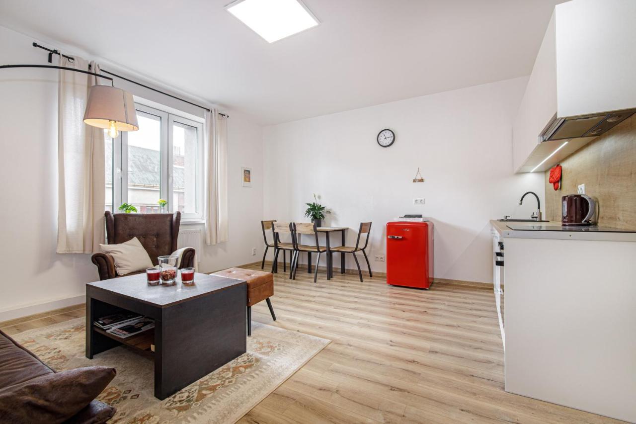 Luxury Apartments Stud - Vb 俄斯特拉发 外观 照片