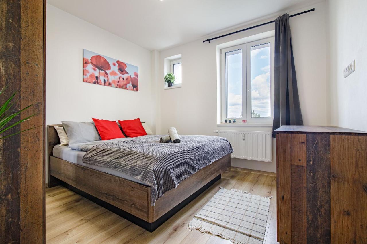 Luxury Apartments Stud - Vb 俄斯特拉发 外观 照片