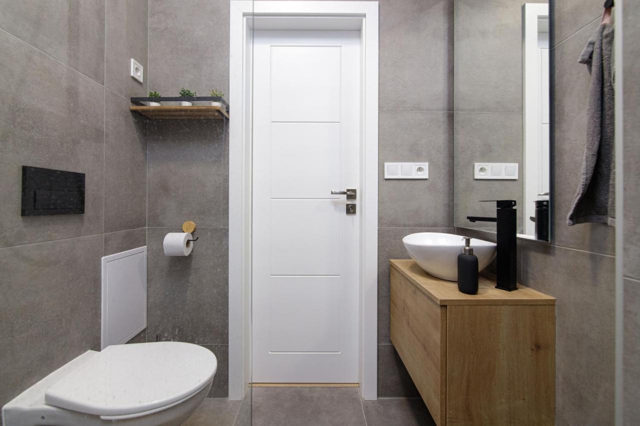 Luxury Apartments Stud - Vb 俄斯特拉发 外观 照片